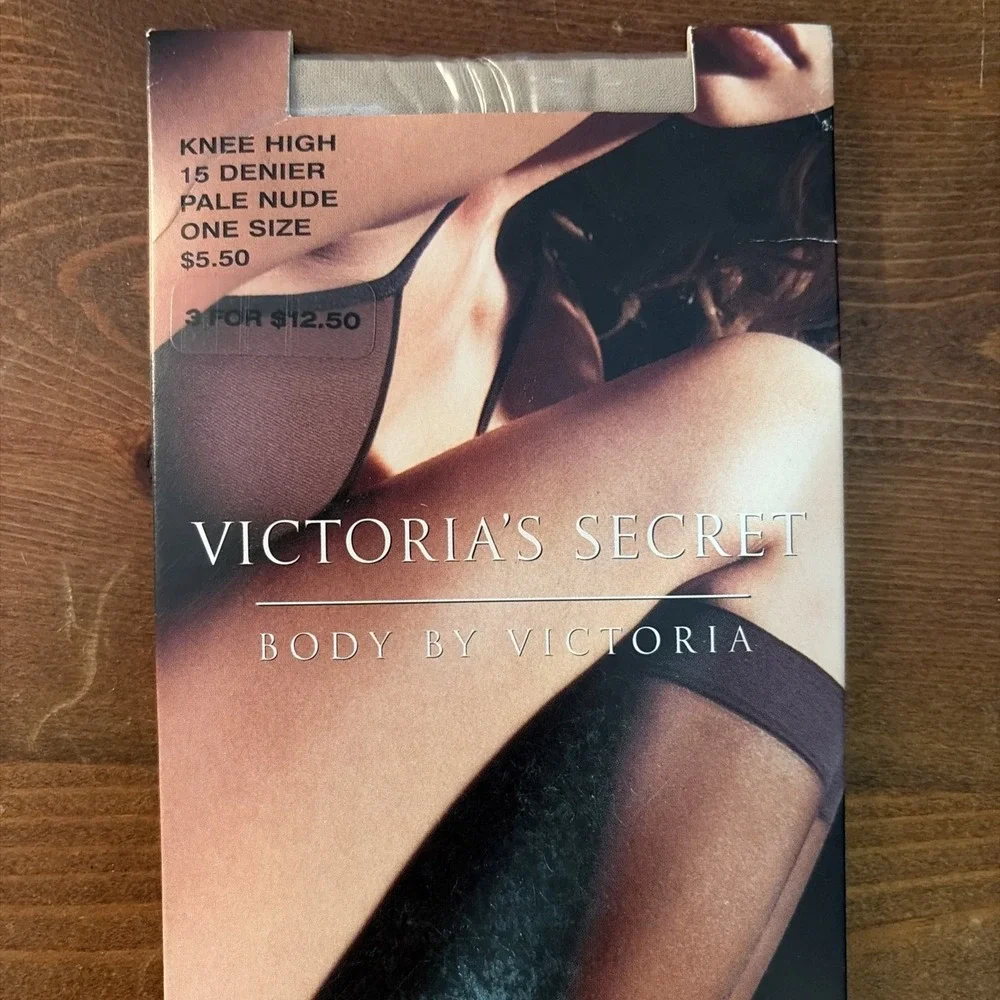 Victorias Secret Women Body by Victoria Knee Highs Stockings Pantyhose Pale Nude